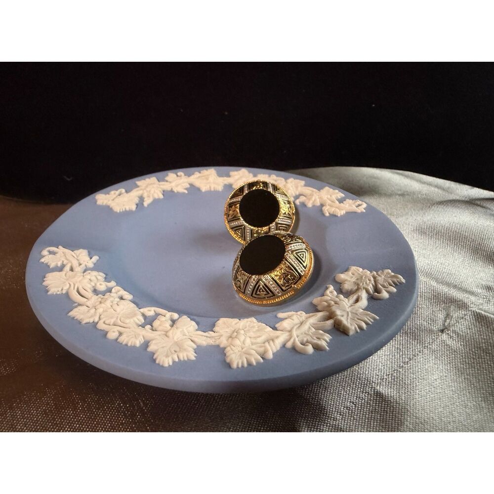 Vintage Wedgwood Jasperware Blue Grapevine Ring Dish Trinket Tray England